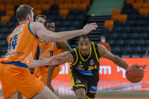 不仅需要精 不仅需要精