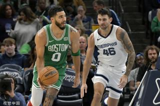 中表达了自 中表达了自