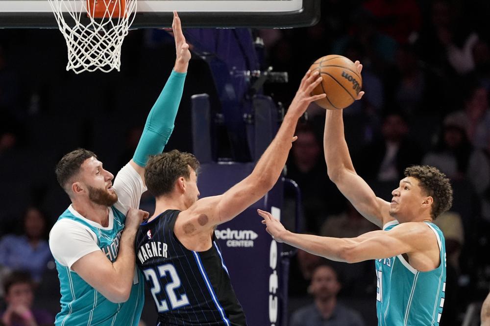 仅是运动场 仅是运动场