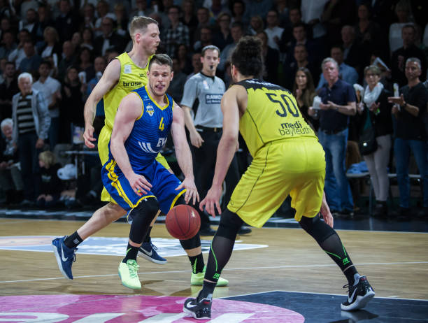 妥的控球 妥的控球