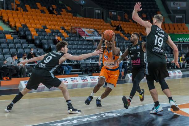 曲同工之妙 曲同工之妙